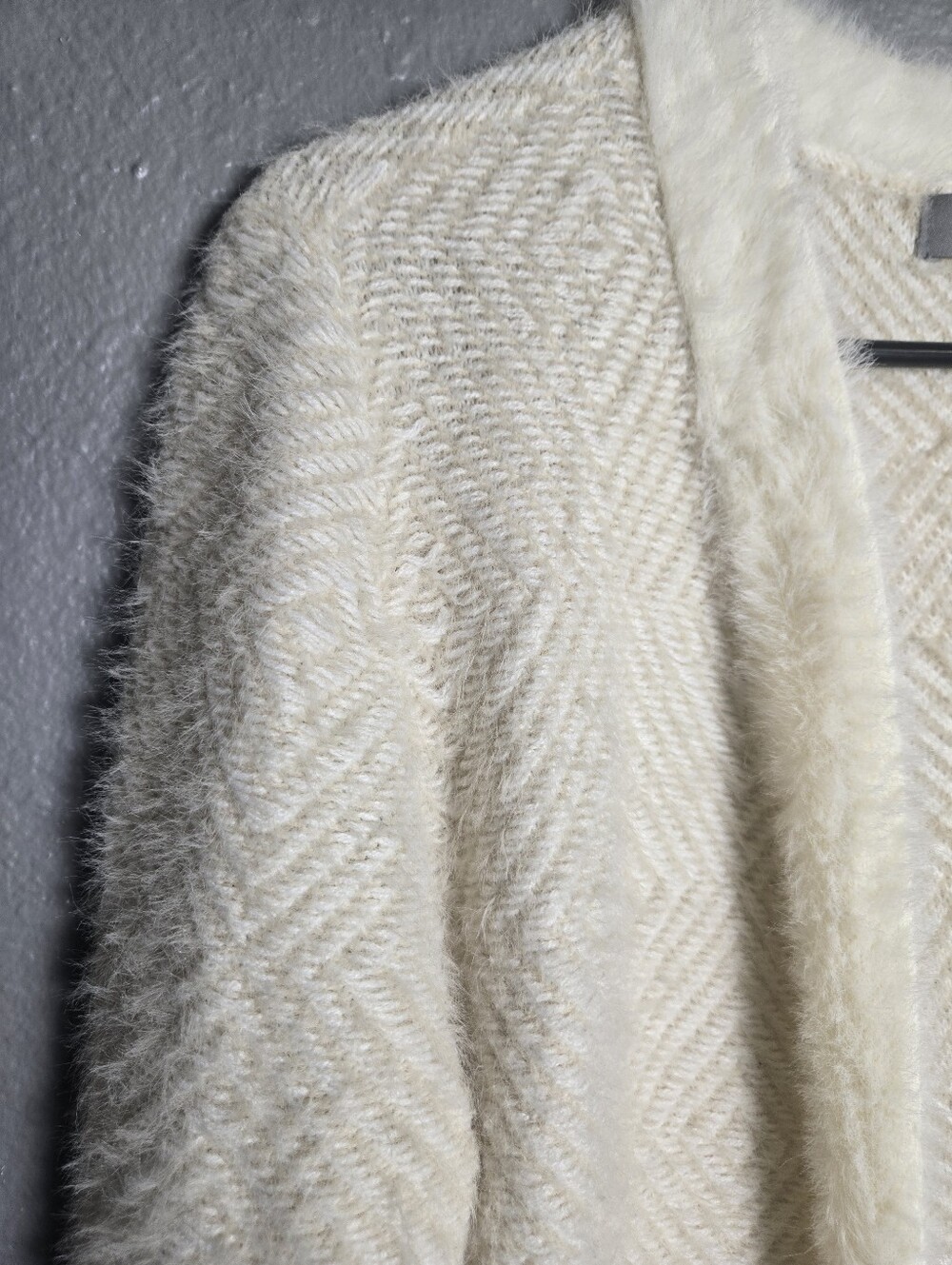 Marled Cream Open Front Fuzzy Soft Long Cardigan Size Medium - Picture 2 of 14